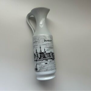 German Royal Porcelain Ewer Pitcher Bud Vase Dusseldorf Cityscape Collectable